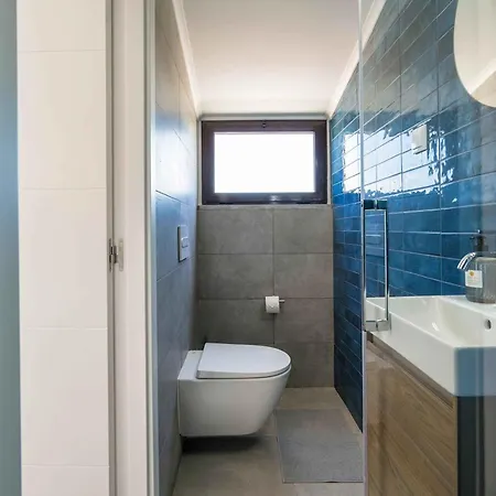 Endless View - Sea View - Pool شقة البوفيرا